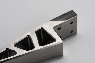 5 Axis CNC Machining 11 Titaninum_smoothed